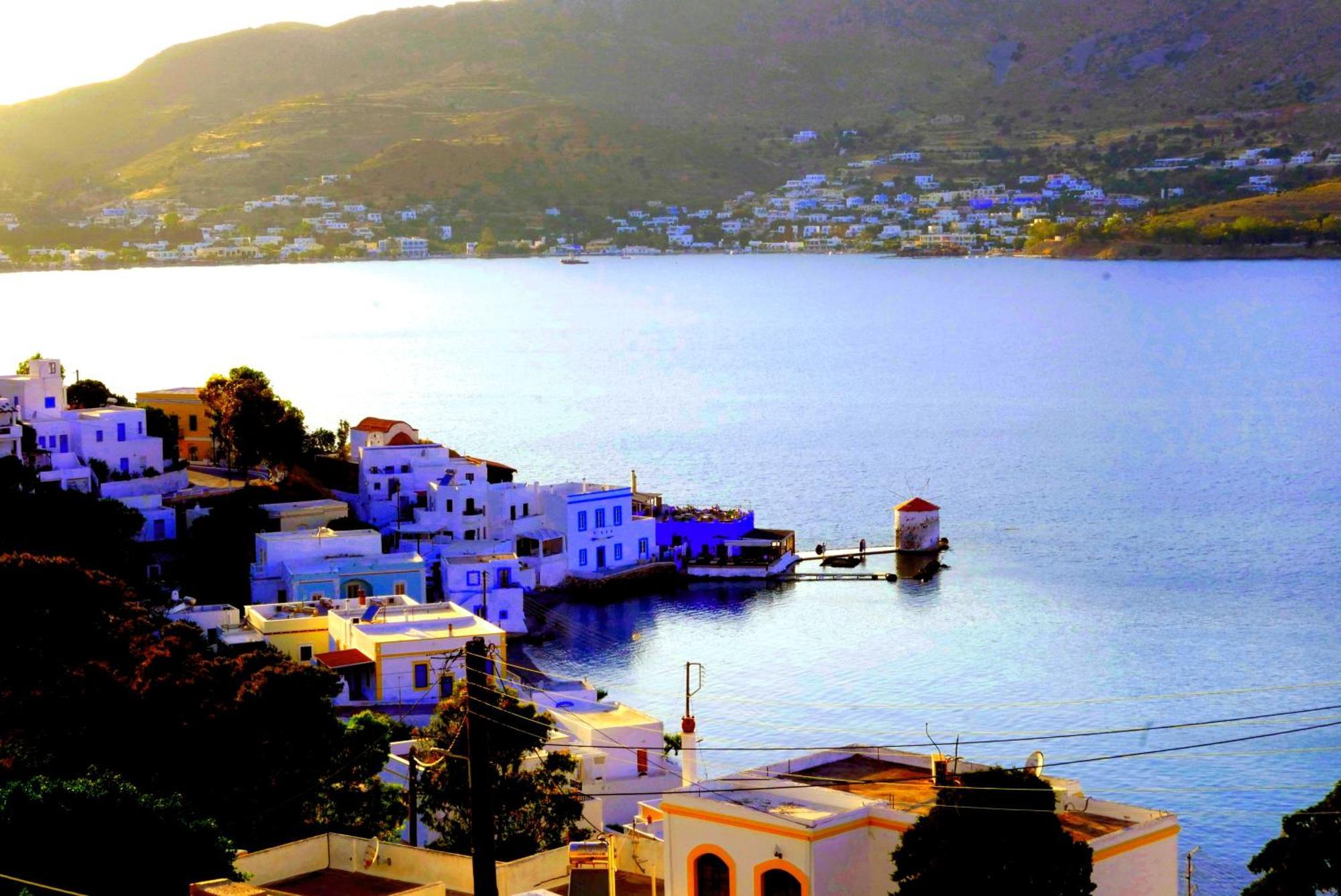 Elegeo Rockhouse Villa Agia Marina  Dış mekan fotoğraf
