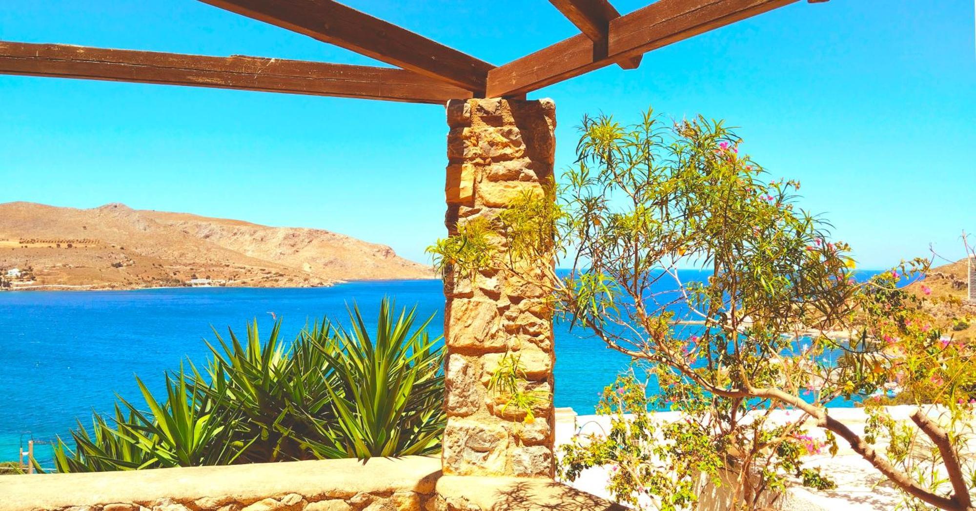 Elegeo Rockhouse Villa Agia Marina  Dış mekan fotoğraf